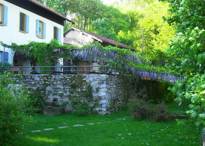Il Gatto Nero Bed & Breakfast Castelveccana