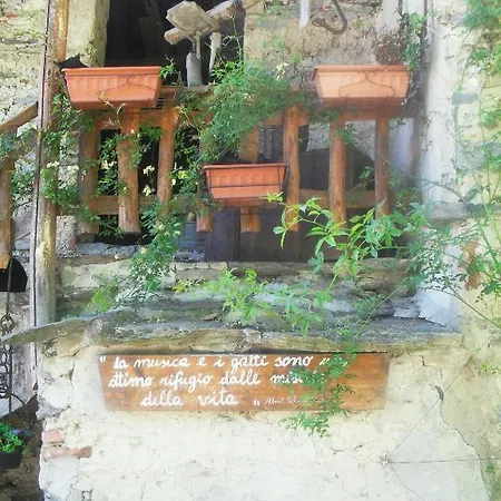 Il Gatto Nero Castelveccana